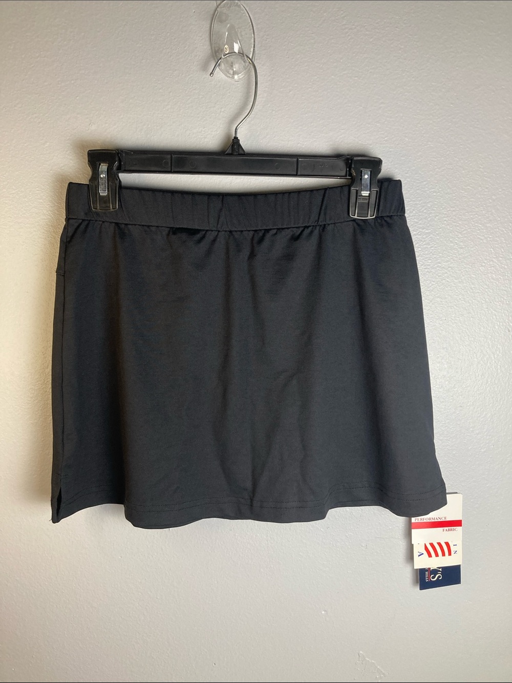 Black Active Skirt by LiLY’S of Beverly Hills NWT Sz Small